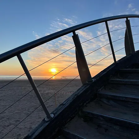 아파트 La Dune, Proche Rue Pietonne Et
