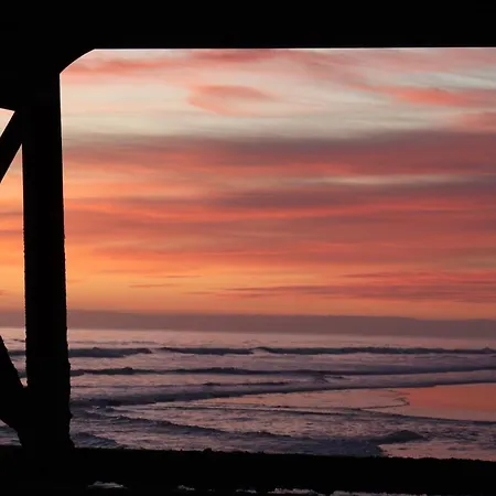 La Dune, Proche Rue Pietonne Et Сен-Жан-де-Мон