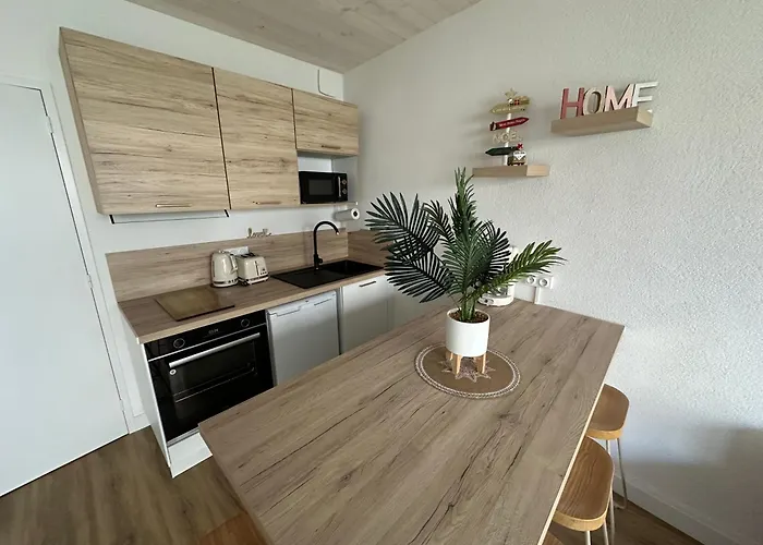 La Dune, Proche Rue Pietonne Et