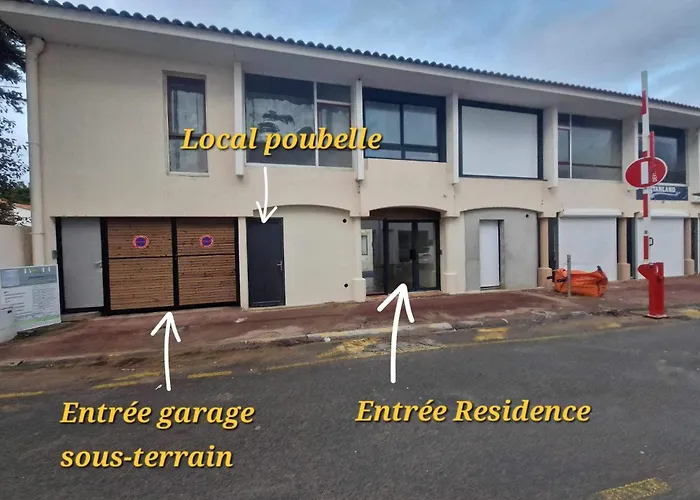 La Dune, Proche Rue Pietonne Et