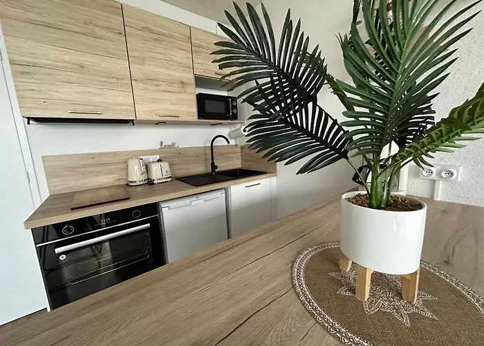 La Dune, Proche Rue Pietonne Et *